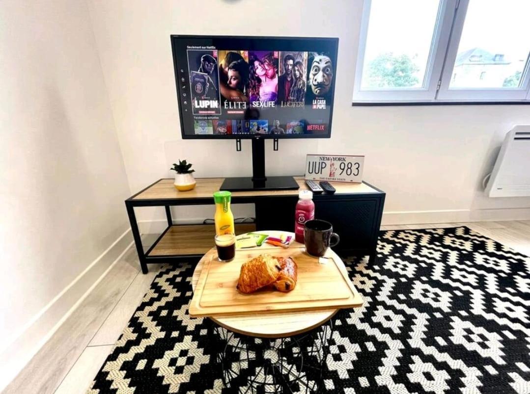 Ferienwohnung The New-Yorker - Hyper Centre- 2Mn Gare Sncf - Wi-Fi Netflix Gratuit Niort Exterior foto